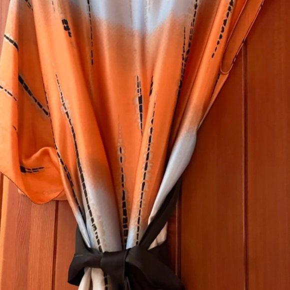 BCBG MaxAzria Silk Bohemian Shift - Picture 5 of 11